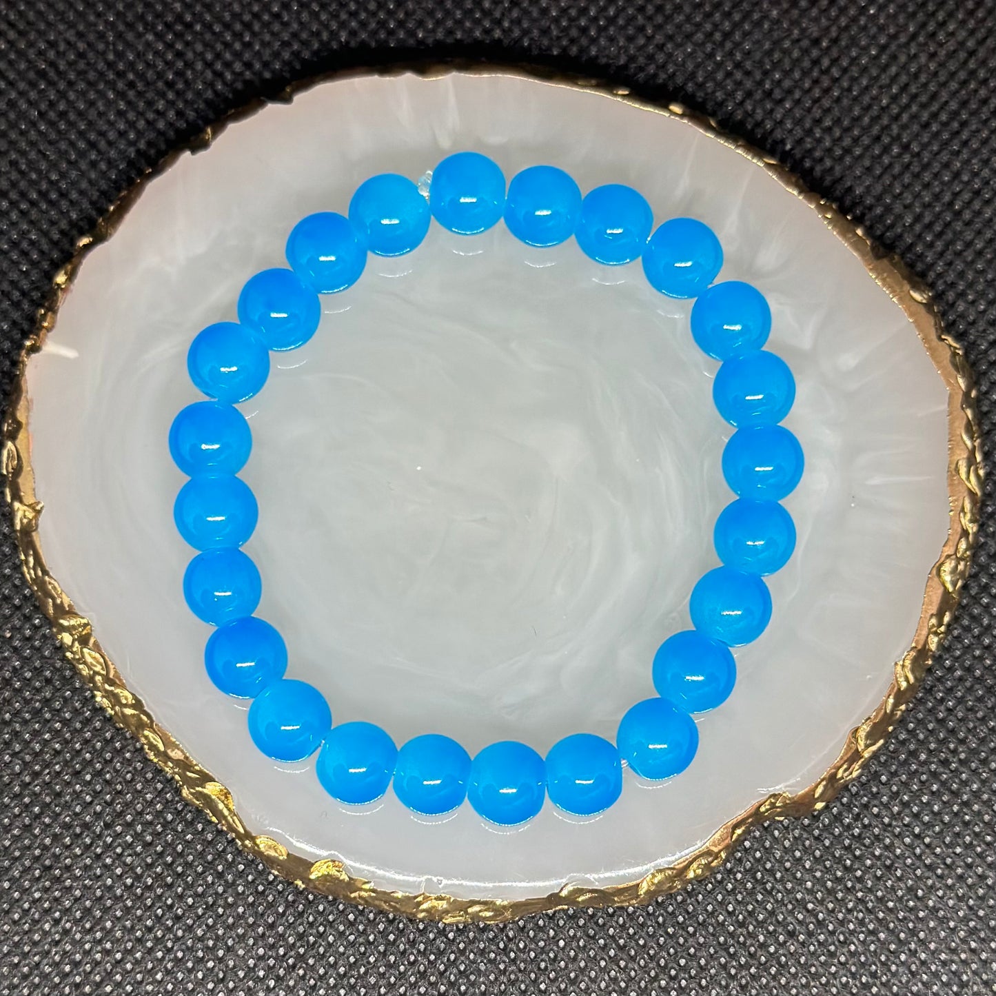 Solid colour beaded bracelet