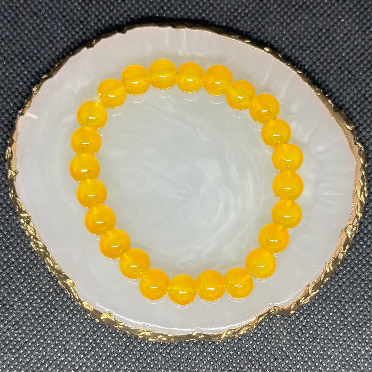 Solid colour beaded bracelet