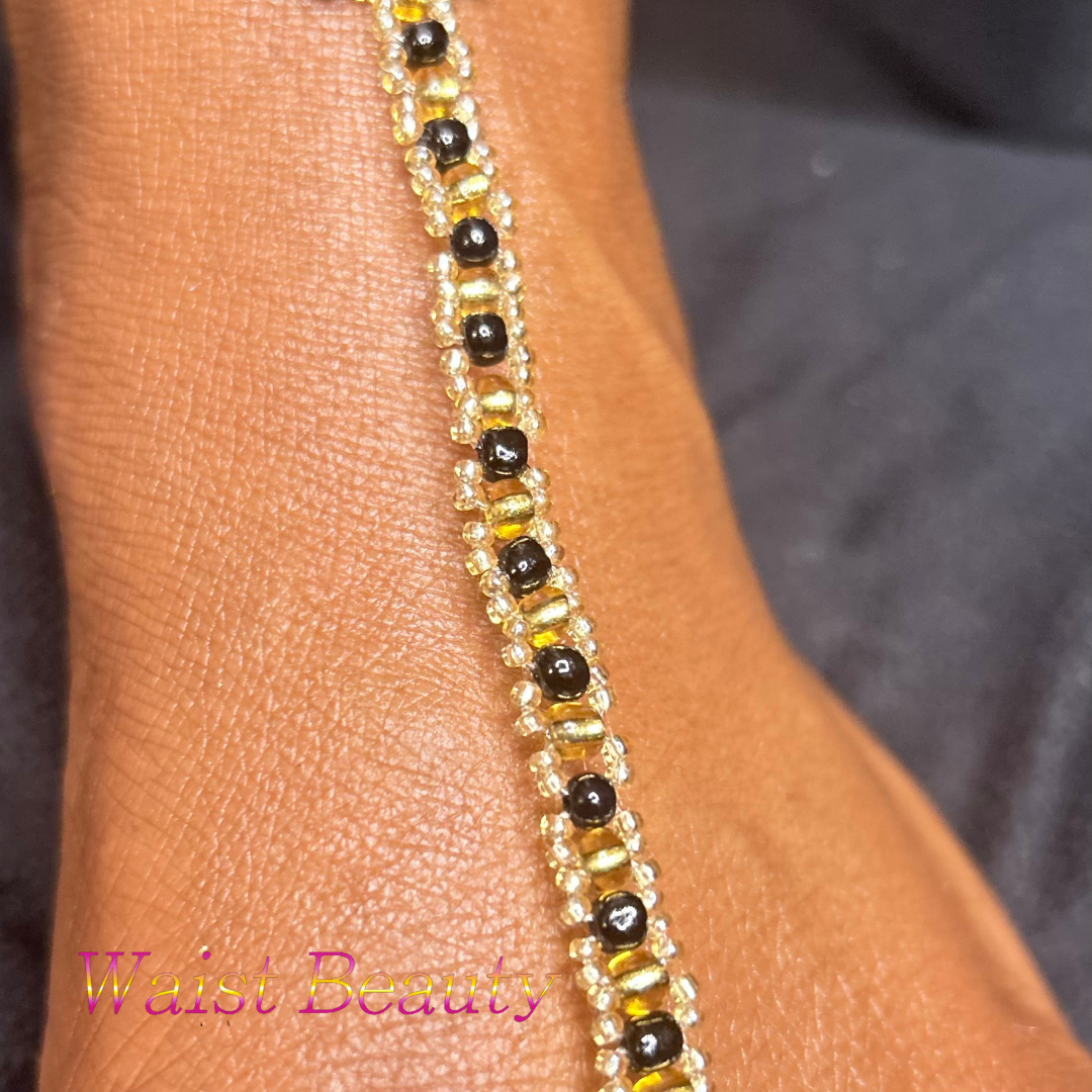 Black/Gold Toe-Anklet